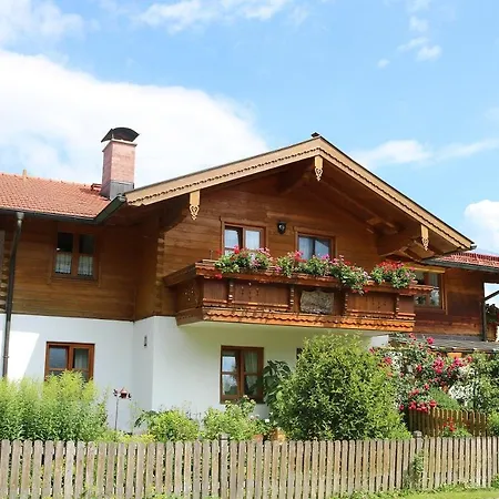 Haus Blumenfeld-schwaiger Lejlighed Übersee