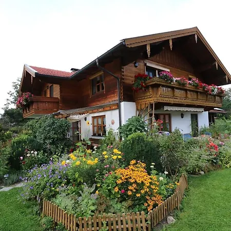 Apartment Haus Blumenfeld-schwaiger *