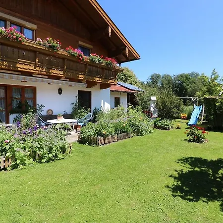 Apartment Haus Blumenfeld-schwaiger Ubersee
