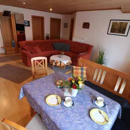 Apartment Haus Blumenfeld-schwaiger